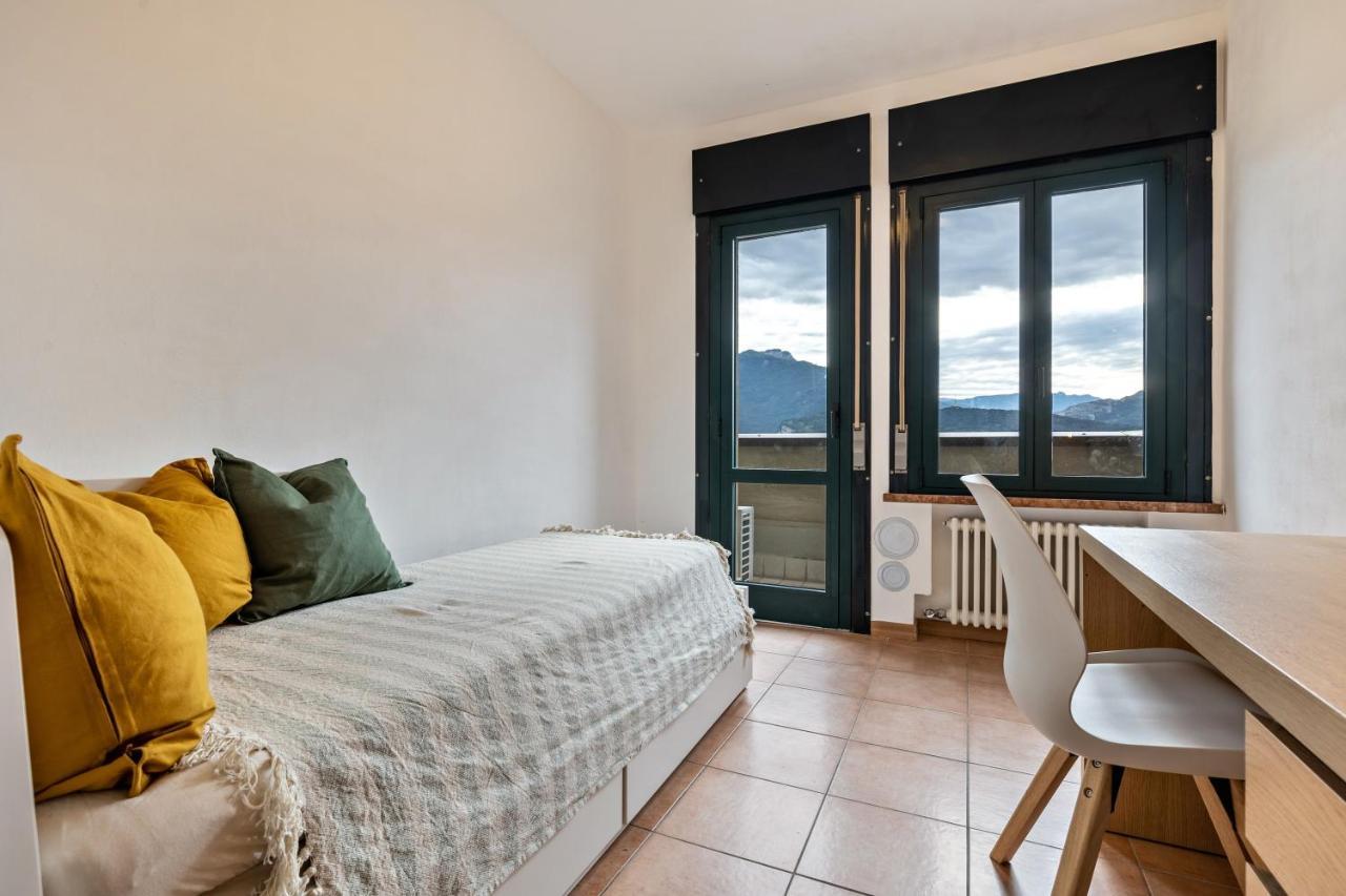 Appartamento La Terrazza Di Vincent Sul Garda Riva del Garda Esterno foto
