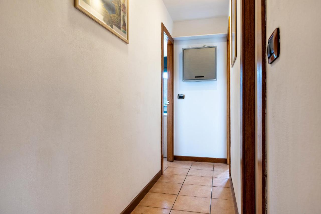 Appartamento La Terrazza Di Vincent Sul Garda Riva del Garda Esterno foto